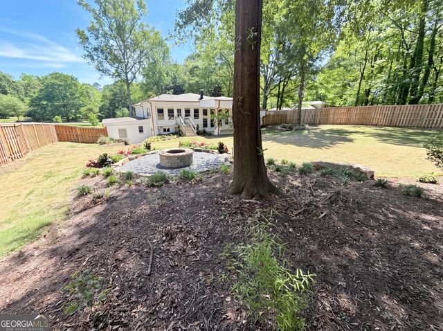 1663 Seayes Road SW, Mableton, GA 30126