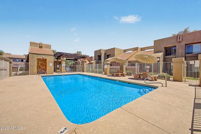 1432 W EMERALD Avenue 647, Mesa, AZ 85202