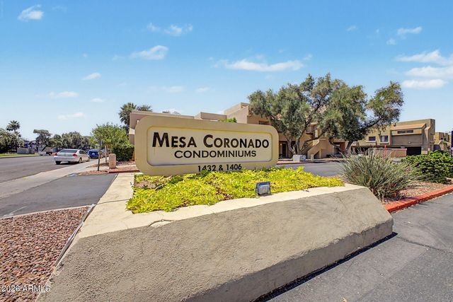 1432 W EMERALD Avenue 647, Mesa, AZ 85202