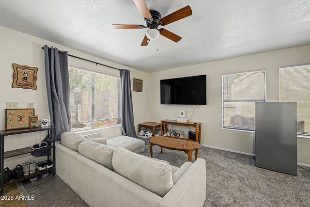 1432 W EMERALD Avenue 647, Mesa, AZ 85202
