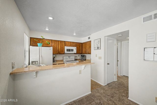 1432 W EMERALD Avenue 647, Mesa, AZ 85202
