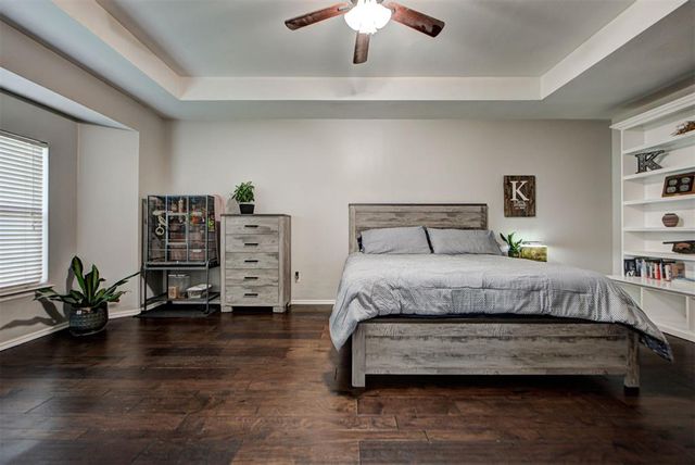 1479 Sunset Circle, Edmond, OK 73025