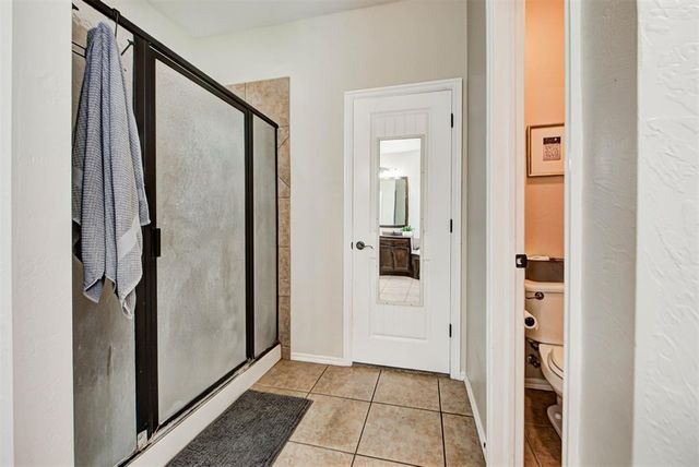 1479 Sunset Circle, Edmond, OK 73025