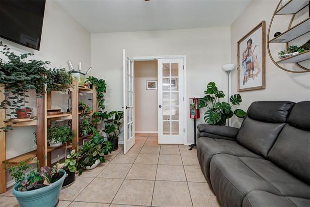 1479 Sunset Circle, Edmond, OK 73025