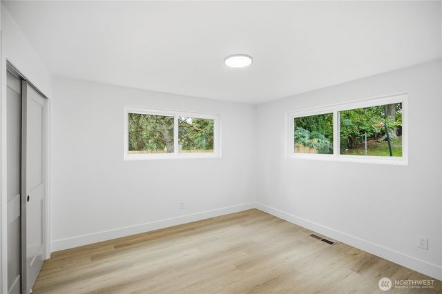 4702 Waller Road E, Tacoma, WA 98443