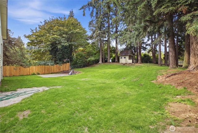 4702 Waller Road E, Tacoma, WA 98443