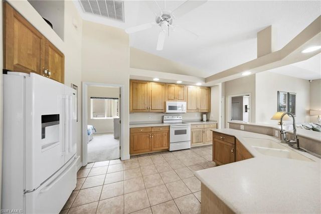 1635 SE 40th ST, Cape Coral, FL 33904