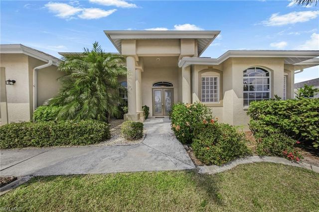 1635 SE 40th ST, Cape Coral, FL 33904