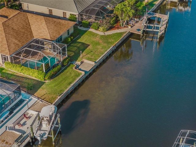 1635 SE 40th ST, Cape Coral, FL 33904