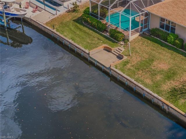 1635 SE 40th ST, Cape Coral, FL 33904