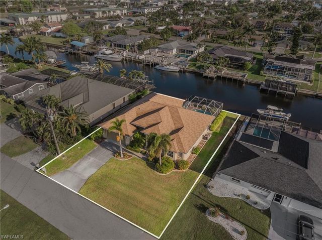 1635 SE 40th ST, Cape Coral, FL 33904