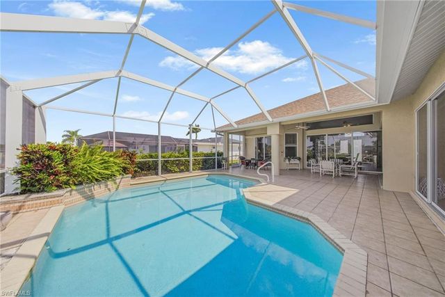 1635 SE 40th ST, Cape Coral, FL 33904