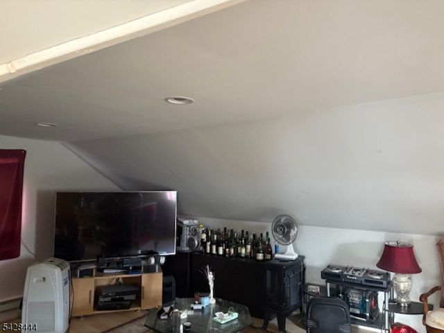 558 S Broad St, Elizabeth City, NJ 07202