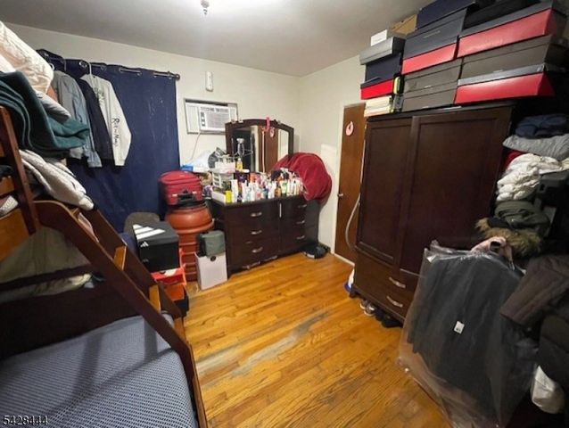 558 S Broad St, Elizabeth City, NJ 07202