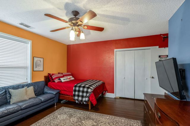 917 Wood Street, Royse City, TX 75189