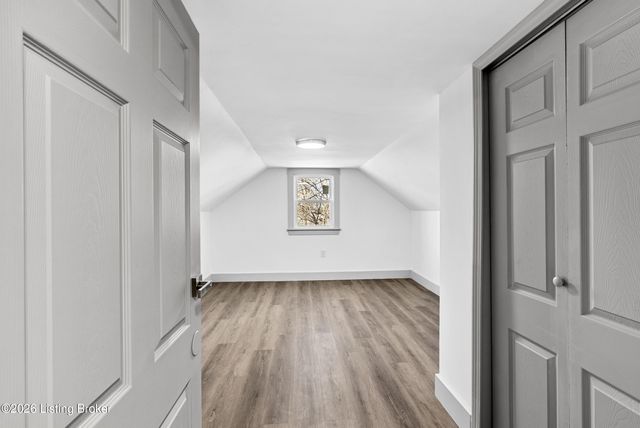 3721 Craig Ave, Louisville, KY 40215