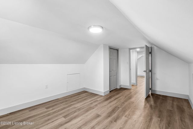 3721 Craig Ave, Louisville, KY 40215