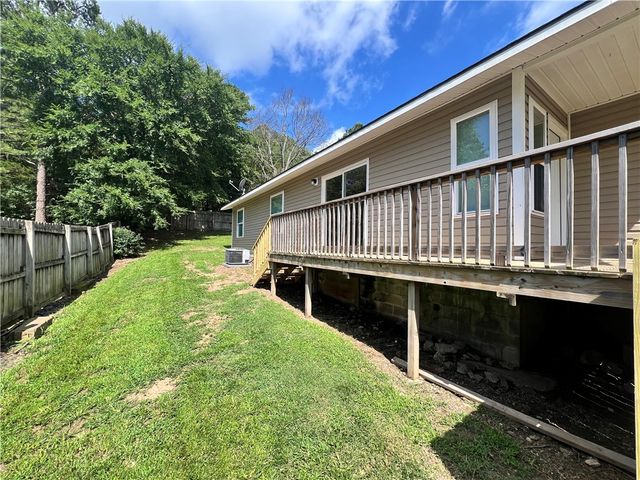 823 N Lola Lane, Fayetteville, AR 72701