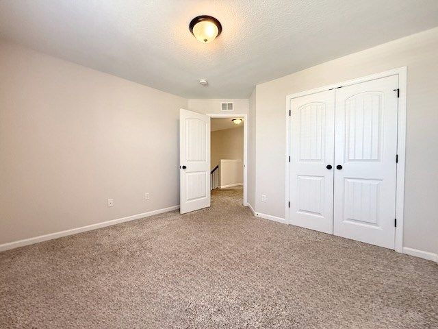 190 Red Oak Place, Smiths Station, AL 36877