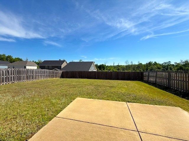 190 Red Oak Place, Smiths Station, AL 36877