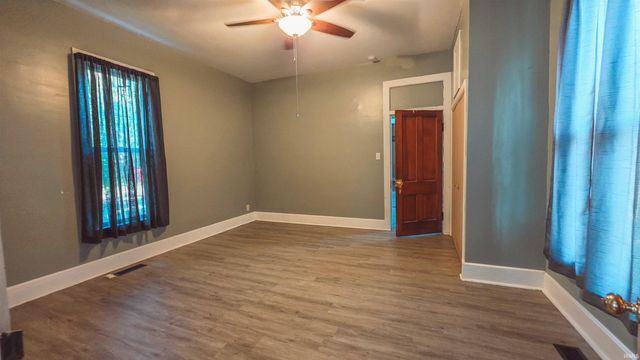 4001 Kratzville Road, Evansville, IN 47710