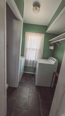 4001 Kratzville Road, Evansville, IN 47710