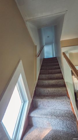 4001 Kratzville Road, Evansville, IN 47710