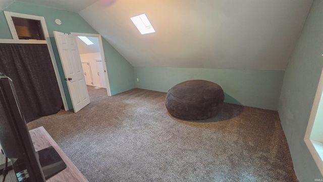 4001 Kratzville Road, Evansville, IN 47710