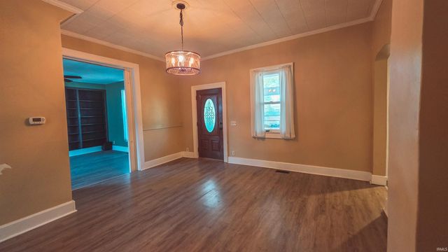 4001 Kratzville Road, Evansville, IN 47710