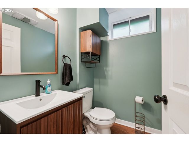 1403 Ne 65TH St, Vancouver, WA 98665