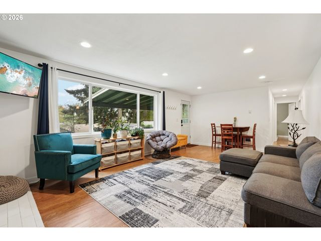 1403 Ne 65TH St, Vancouver, WA 98665