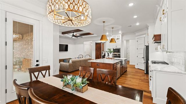 5705 Gold Stone Court, Mustang, OK 73064