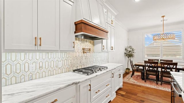 5705 Gold Stone Court, Mustang, OK 73064