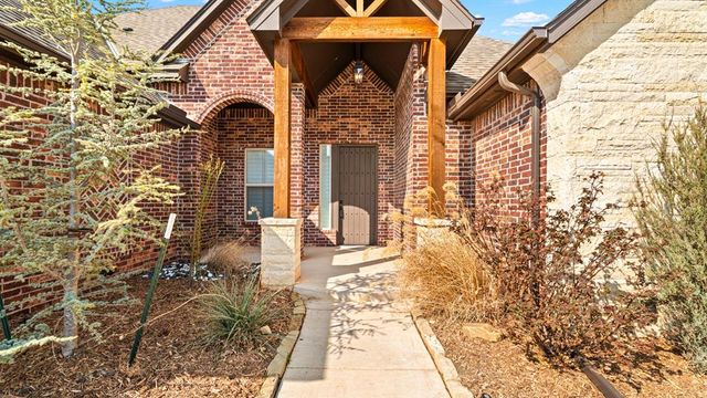 5705 Gold Stone Court, Mustang, OK 73064