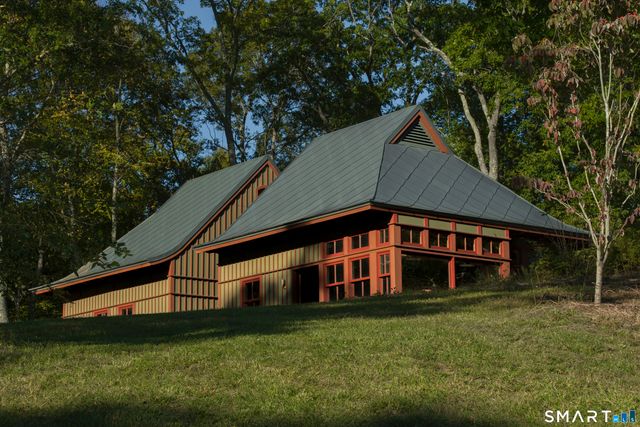 89 River Road, East Haddam, CT 06423