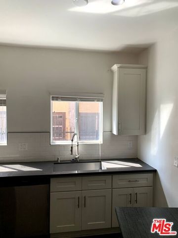 2006 S Harcourt Avenue, Los Angeles, CA 90016