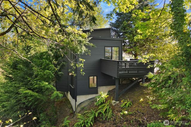 1506 E Horizon Drive, Mukilteo, WA 98275
