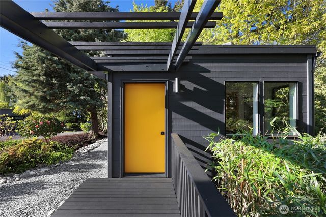 1506 E Horizon Drive, Mukilteo, WA 98275