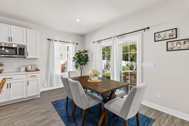 170 Country Oaks Lane, Charleston, SC 29492