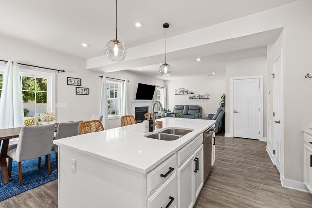 170 Country Oaks Lane, Charleston, SC 29492