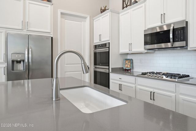 2950 LUCENA Lane, Jacksonville, FL 32246