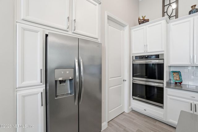 2950 LUCENA Lane, Jacksonville, FL 32246