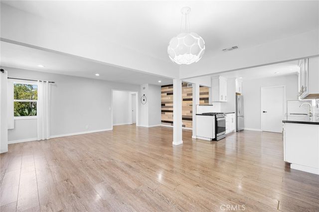11793 Glencrest, San Fernando, CA 91340