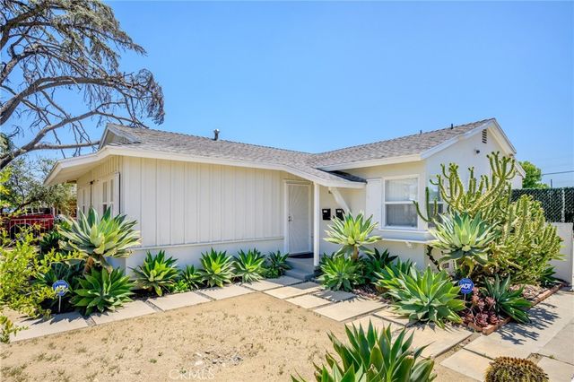 11793 Glencrest, San Fernando, CA 91340