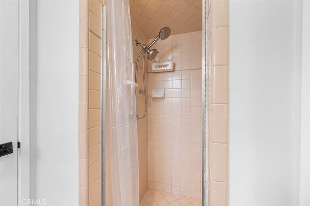 11793 Glencrest, San Fernando, CA 91340