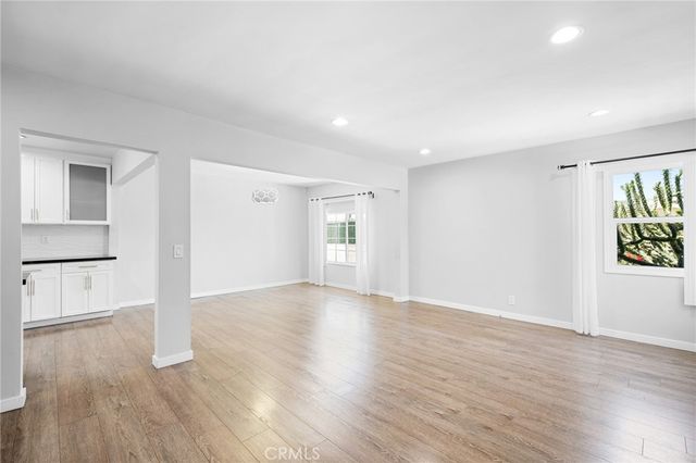 11793 Glencrest, San Fernando, CA 91340