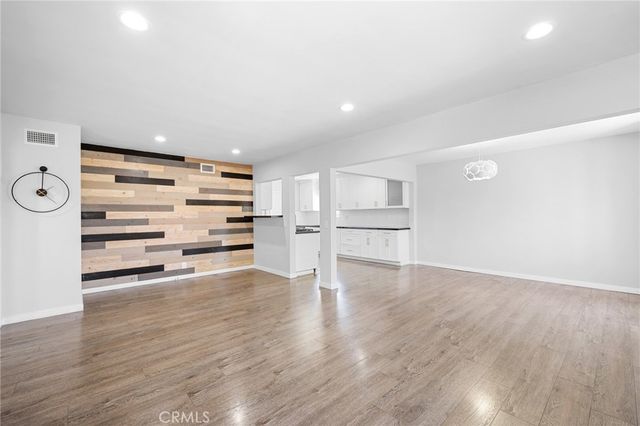11793 Glencrest, San Fernando, CA 91340
