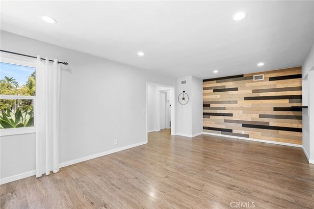 11793 Glencrest, San Fernando, CA 91340