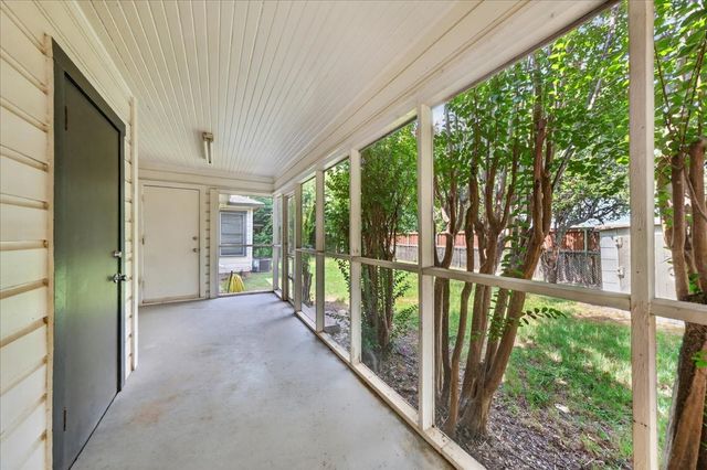 307 Norwood Drive, Hurst, TX 76053