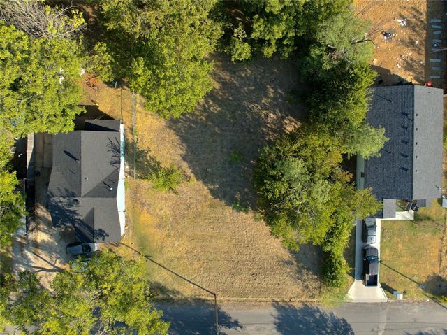 1706 W 12th Avenue, Corsicana, TX 75110